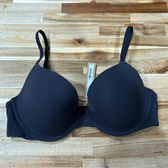 SKIMS Other - Skims Kim Kardashian Women’s Fits Everybody T-Shirt Bra 34C New with Tags